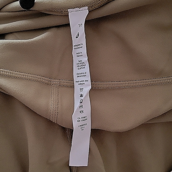 Lululemon groove crop pants - Picture 4 of 4